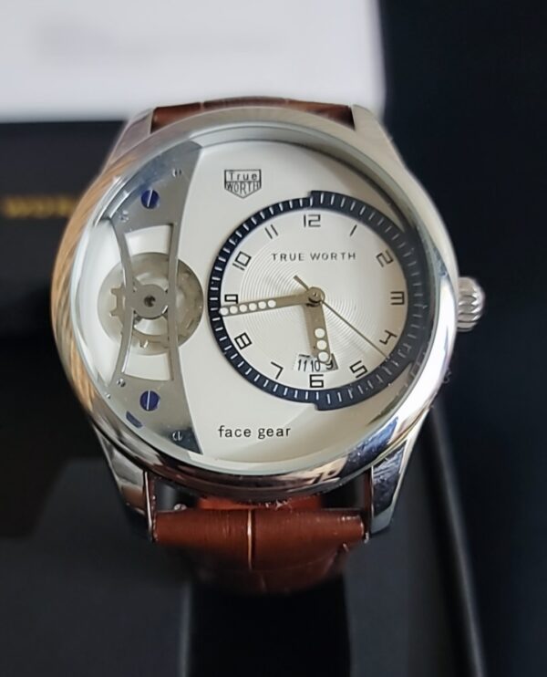 True Worth Luxury Watch with different Roman Dial and Dual Strap - Image 2